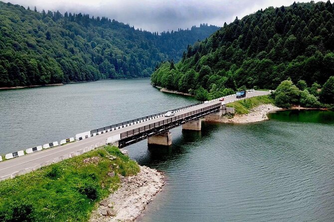 2 Days Private Tour to Shaori Lake and Khvanchkara Cellar in Racha - Good To Know