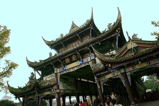 1-Day Chengdu Private Tour: Dujiangyan Ancient River Irrigation and Temple Site - Pickup Information