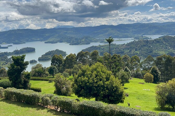 1 Day Lake Bunyonyi, Uganda - Kigali, Rwanda Trip - Operating Hours and Availability