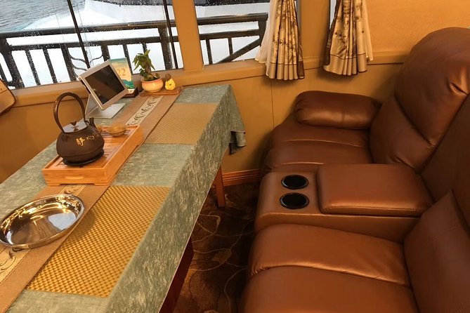 1-Day Li-River Tour:4 Star Luxury Boat VIP Room & Liusanjie Show-President Seat - Inclusions