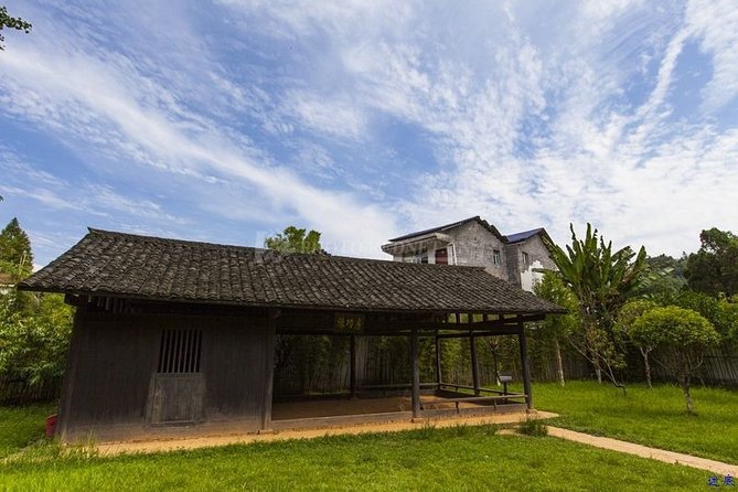 1 Day Private Expedition Tour to Jiutian Cave and Visit Marshal Helong Memorial - Accommodation Information