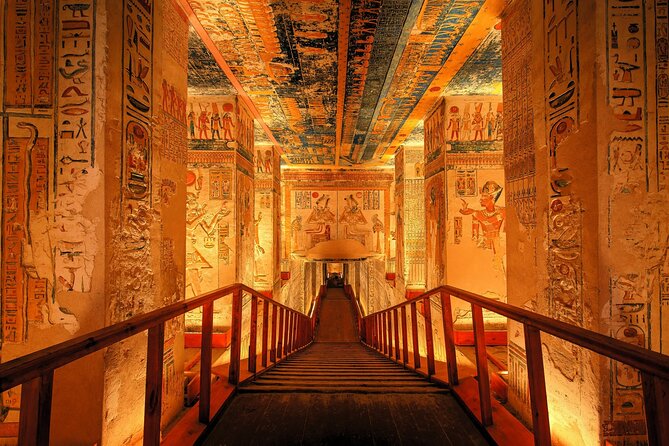 1 Night 2-Days Tours, Luxor West and East Bank and Balloon & Hotel From Luxor