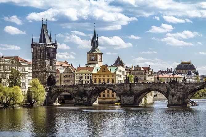 1-Way Prague to Munich - Private Transfer - Mercedes Benz - up to 7 Passengers - Transfer Details