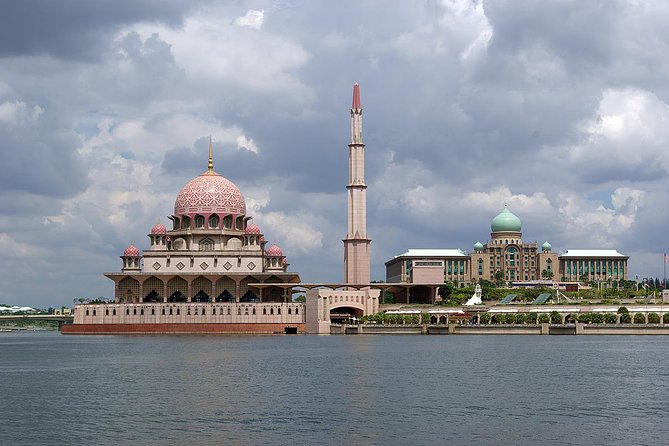 15hrs Kuala Lumpur Car Tour From Johor Bahru W Tour Guide