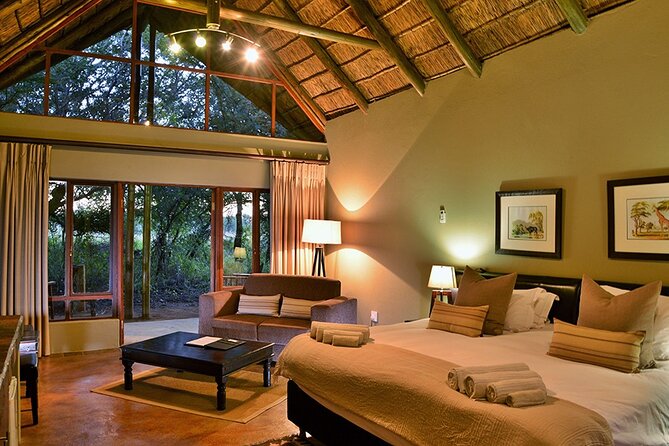 2 Day Luxury Pilanesberg Park Safari - 4* Lodge - Inclusions and Amenities