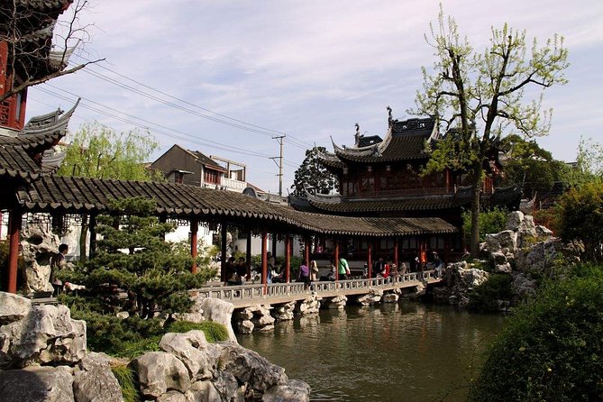 2-Day Private Tour of Shanghai and Suzhou With Lunch - Itinerary Overview