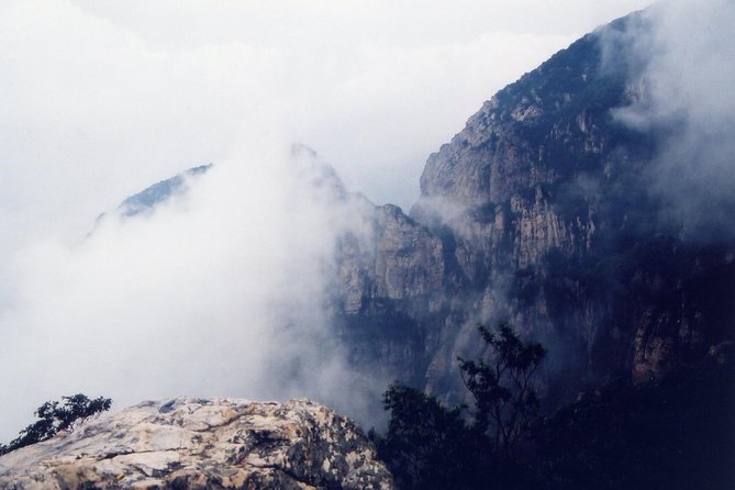 2-Day Private Tour Shaolin Monastery & Mt. Song Hike From Xian by Bullet Train - Shaolin Temple and Kung Fu Show