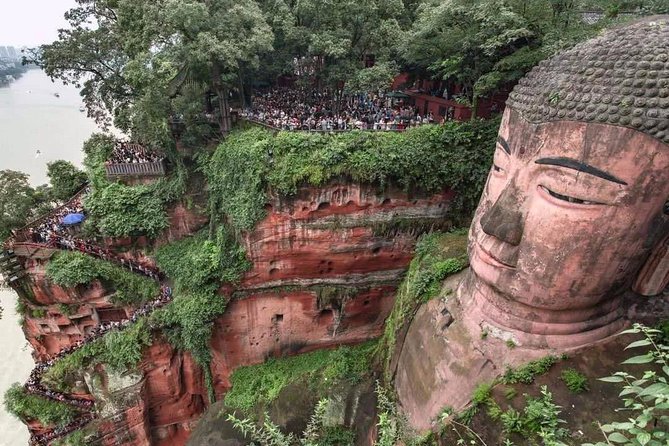 2-Day Private Tour to Chengdu City Highlights+Leshan Buddha From Shanghai by Air - Meeting and Pickup Details