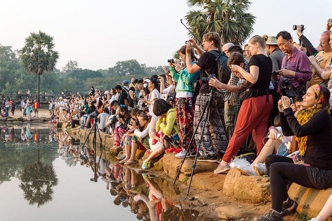 2-Day Temples With Sunrise Small Group Tour of Siem Reap - Pickup Logistics and Group Size