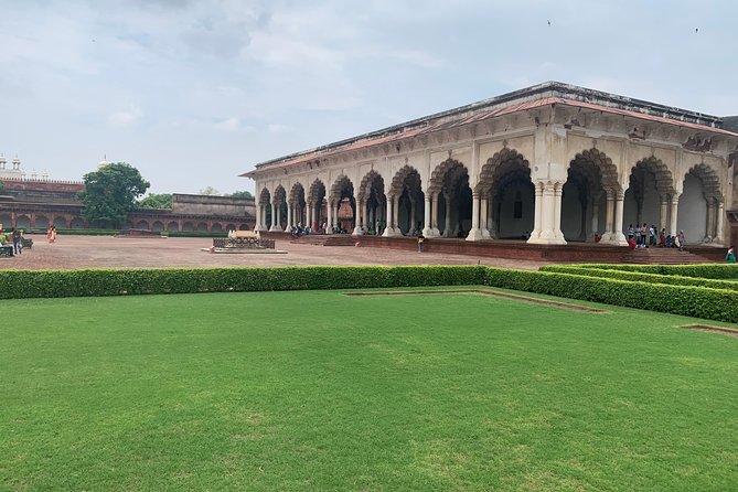 2 Days Overnight Taj Mahal Tour - Tour Details