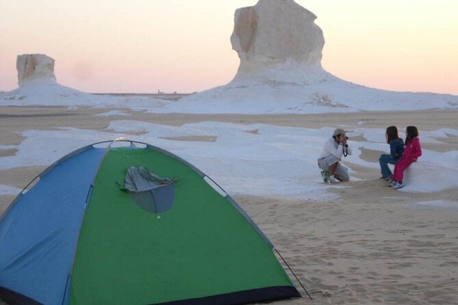2 Days White Desert and Bahariya Oasis Private Tour - Itinerary Overview