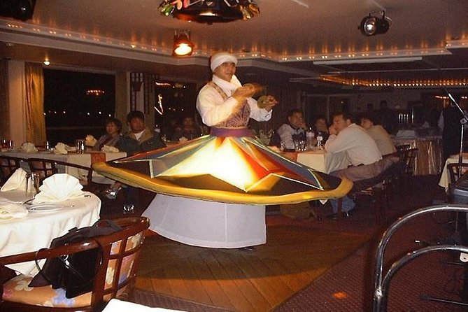 2-Hour Dinner Cruise in Cairo With Entertainment Show - Experience Details