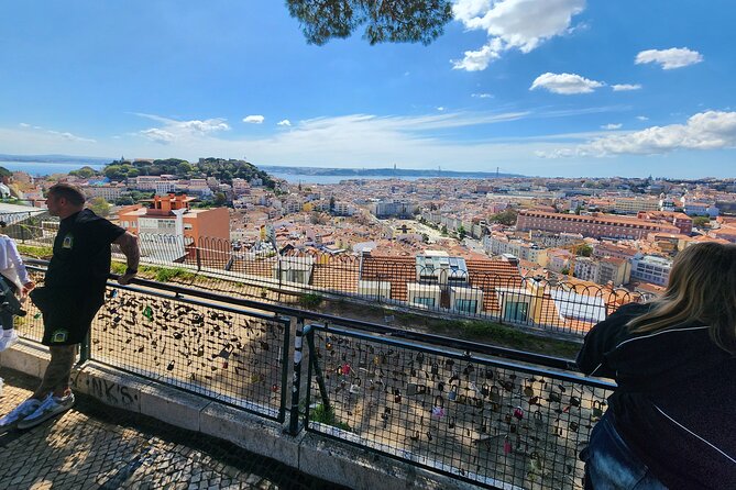 2-Hour Private Tour of Lisbon - Transportation Details
