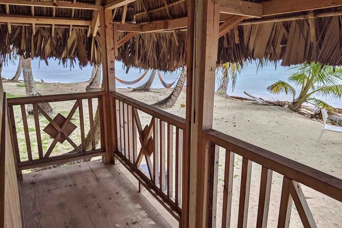 2D/1N - Private Beach Cabin, Shared Bath in San Blas + Island Boat Tour + Meals - Transportation Logistics & Pickup