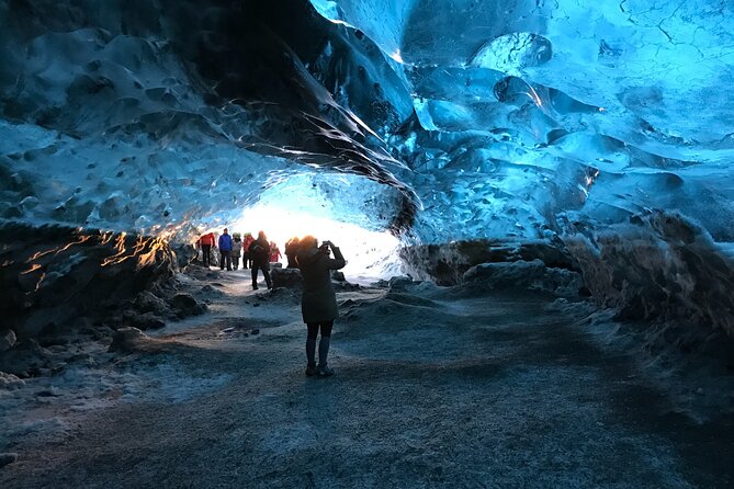 3 Day Winter Iceland Tour to Golden Circle, South Coast, Ice Cave - Inclusions and Activities