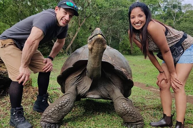 3 Days Galapagos Fast Visit - Included Amenities and Services