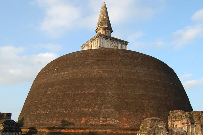 3 Days Heritage & Cultural Triangle Tour From Colombo / Negambo or Kandy - Meeting and Pickup Details
