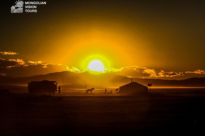 3 Days Semi Gobi Desert and Chinggis Khaan Statue - Accommodation Details