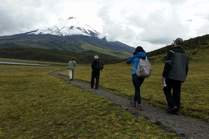 4-Day Amazon Rainforest, Baños, Quilotoa & Cotopaxi Private Tour - Itinerary Overview