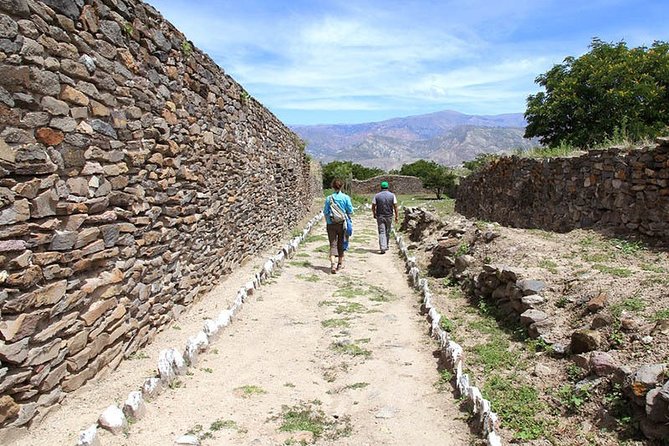 4 Days Journey Trough the Historical Legacy of Ayacucho - Included Services