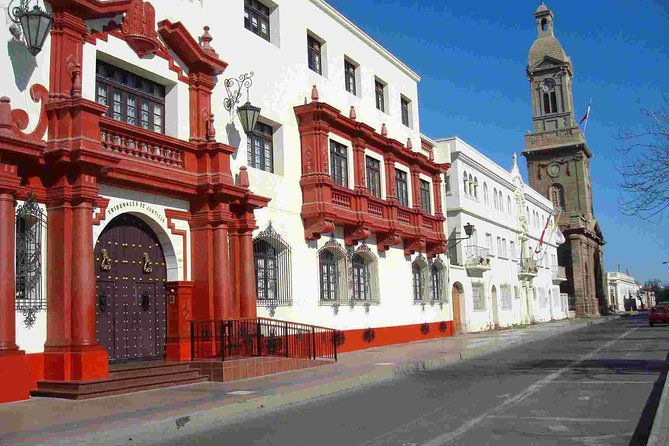 4-Days Small Group Discover the Clearest Skies in the Desert at La Serena - Accommodation Details