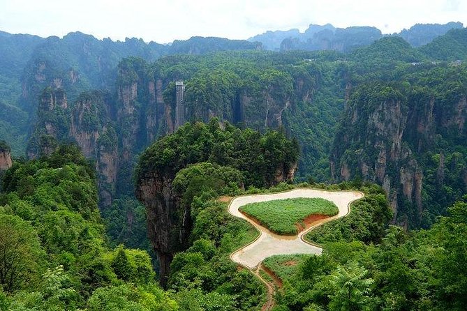 4 Days Zhangjiajie Photography Tour(Classical Boutique Hotel) - Accommodation Details and Amenities