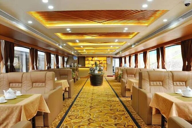 4-Star Li River Cruise One Way Ticket From Guilin to Yangshuo With Buffet Lunch