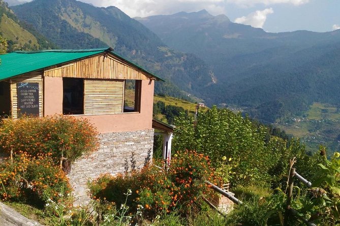 5-Day Chopta Trek With Pahadi Room Stay - Accommodation and Amenities Details