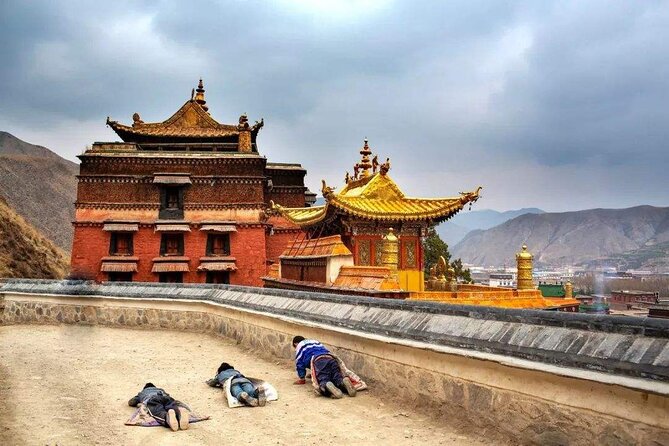 5 Days Gannan Tibetan Buddhist Monastery Tour in Spring Festival - Inclusions and Exclusions