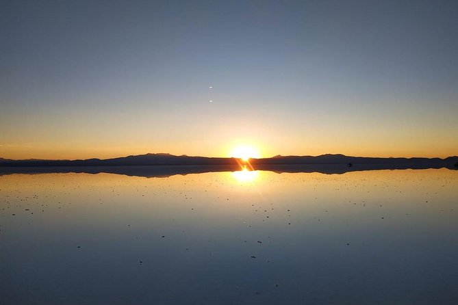 6 Hour Sunrise Stargazing Salar De Uyuni Private Guided Tour - Tour Overview