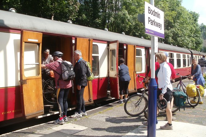 7-Day Rosamunde Pilcher Shell Seekers Cycling Tour in Cornwall - Cycling Routes and Highlights