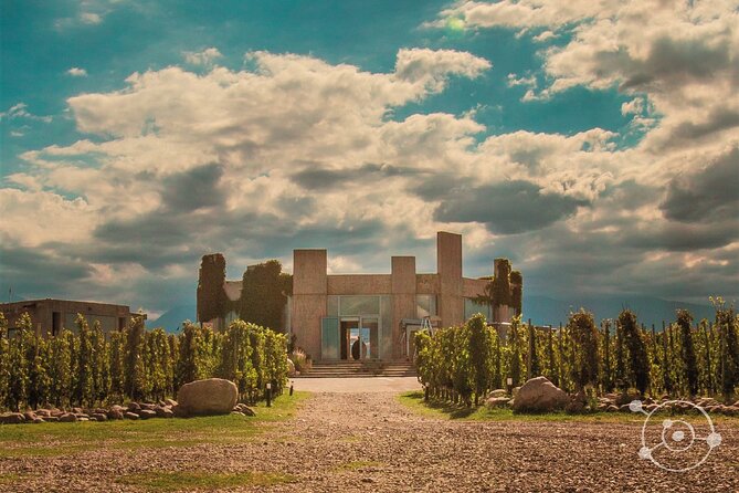 7 Hours of Transfer Through Valle De Uco. Private Transport - Whats Included in the Package