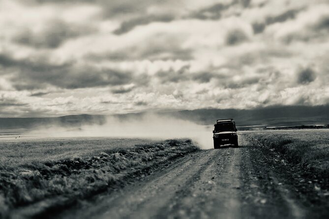 8-Days Private Luxury Safari: Tarangire, Serengeti & Ngorongoro - Transportation Specifications