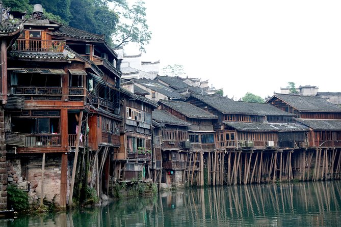 8 Days Western Hunan Province Tour -Nature & Culture Experience（5-Star Hotel） - Accommodation Details