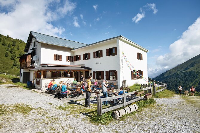 A Guided Hike in The Austrian Dolomites - Tour Overview