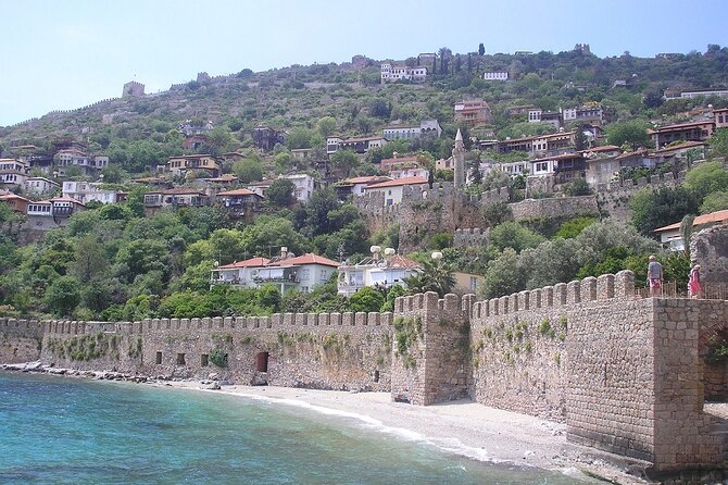 Alanya Sunset Boat Tour With Foam Party - Location and Meeting Point