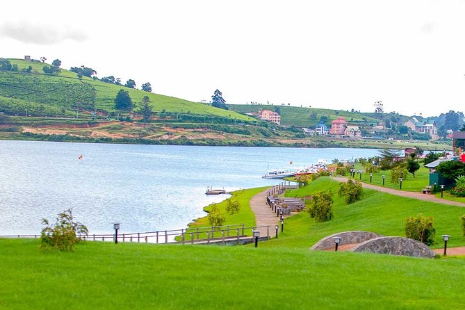 All Inclusive – Explore Countryside of Nuwara Eliya by Tuk-Tuk