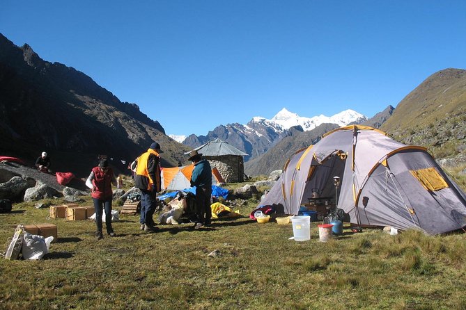 Alpamayo Trek 13 Days Support Comunity Program - Location and Duration