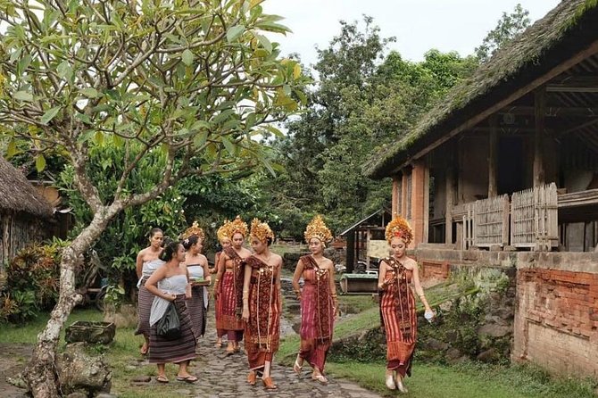 Amlapura Tour – East Bali Day Trip