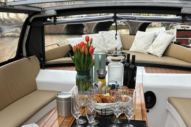 Amsterdam Small-Group Breakfast Cruise - Breakfast Cruise Highlights