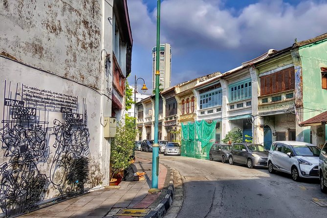 An Unmissable Wander Through George Town - Cultural Immersion Experiences