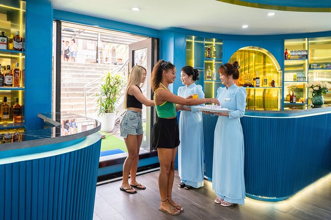 Arcady Halong 5 Star Day Cruise: Buffet Lunch, Wine & Fruits - Wine Selection