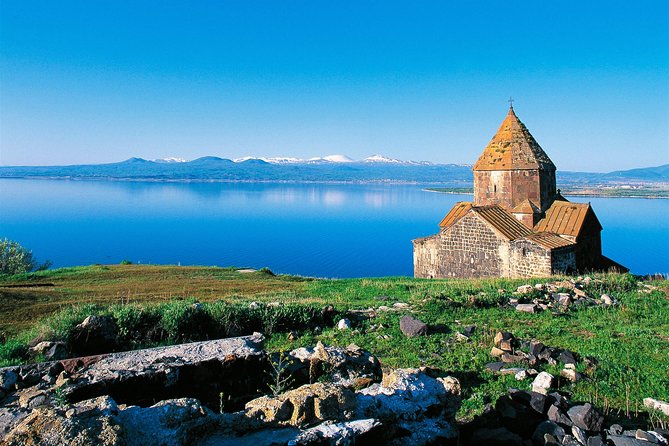 Armenia: One Day Trip (Garni Temple+Geghard Monastery+Lake Sevan) - Lunch Break