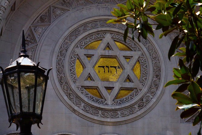 BA Jewish Heritage + Plaza De Mayo Walking Tour - Itinerary Overview