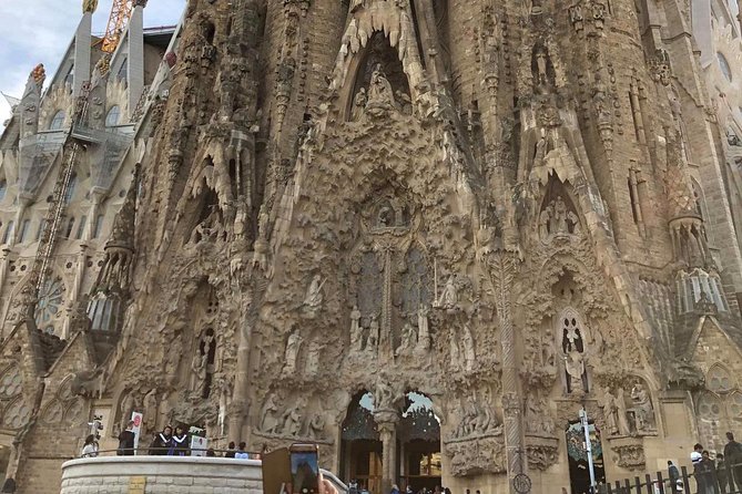 Barcelona Highlights Bike Tour - Tour Details