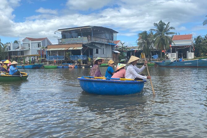 Basket Boat Ride With Local People in Hoi an - Location Details