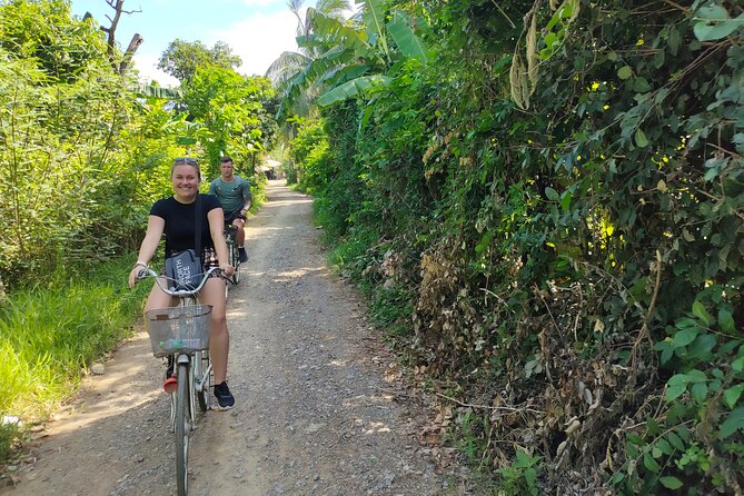 Battambang Unique Day Tours Mixing Bicycle-Tuk Tuk-Lunch - Location and Duration