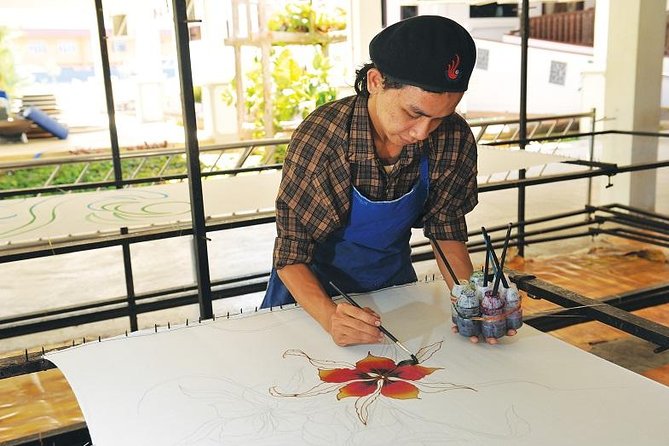 Batu Caves and Malaysian Crafts Tour From Kuala Lumpur - Inclusions