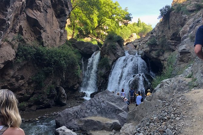 Berber Village & 3 Valleys Day Tour From Marrakech - Inclusions and Amenities