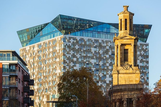 Birmingham Airport Transfers: Birmingham City to Airport BHX in Luxury Van - Pickup Details